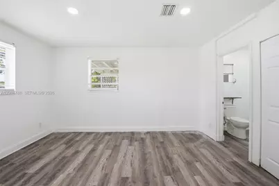 4621 SW 31st Dr, West Park, FL 33023 - Photo 10