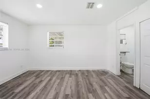 4621 SW 31st Dr, West Park, FL 33023 - Photo 10