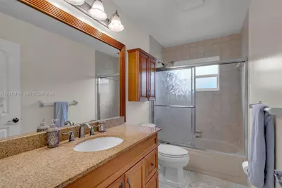 7817 Sunflower Dr, Margate, FL 33063 - Photo 22