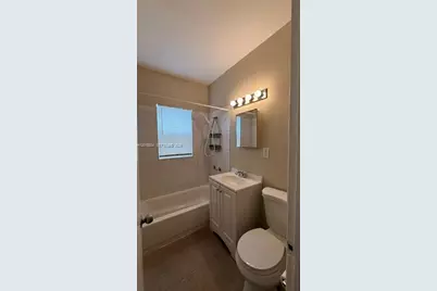 646 NW 14th Ter #APT WEST, Fort Lauderdale, FL 33311 - Photo 14