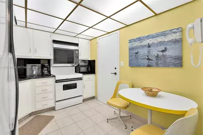 1865 S Ocean Dr #4C, Hallandale Beach, FL 33009 - Photo 8