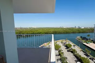 500 Bayview Dr, Sunny Isles Beach, FL 33160 - Photo 4