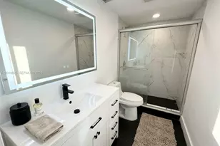 500 Bayview Dr, Sunny Isles Beach, FL 33160 - Photo 6