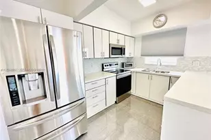 3751 NE 170th St, North Miami Beach, FL 33160 - Photo 8