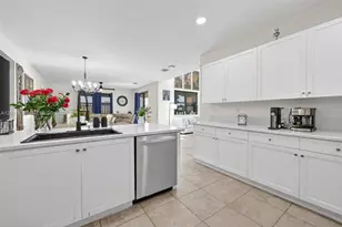 2542 NE 1st St, Homestead, FL 33033 - Photo 14