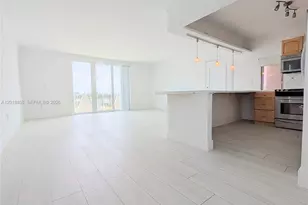 7133 Bay Dr, Miami Beach, FL 33141 - Photo 8