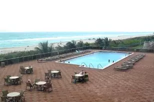 6039 Collins Ave, Miami Beach, FL 33140 - Photo 24