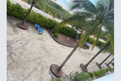 6039 Collins Av #537, Miami Beach, FL 33140 - Photo 10