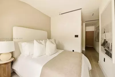 725 NE 76th St, Miami, FL 33138 - Photo 26