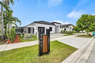 8865 NW 148th Terrace, Miami Lakes, FL 33018 - Photo 2