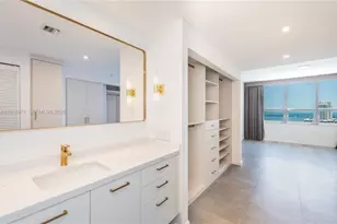 848 Brickell Key Dr, Miami, FL 33131 - Photo 14