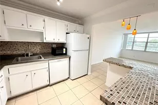 2771 Taft St, Hollywood, FL 33020 - Photo 8