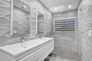 2266 NW 208th Terrace, Pembroke Pines, FL 33029 - Photo 26