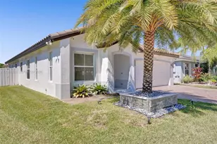 2266 NW 208th Terrace, Pembroke Pines, FL 33029 - Photo 2