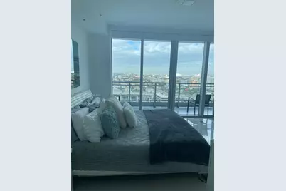 92 SW 3rd St #3008, Miami, FL 33130 - Photo 6