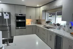 1200 SW 136th Pl, Miami, FL 33184 - Photo 16