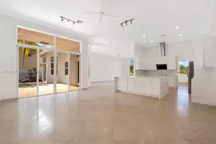 1666 Victoria Pointe Cir, Weston, FL 33327 - Photo 32