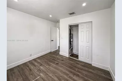 2620 NW 18th Ter, Oakland Park, FL 33311 - Photo 16
