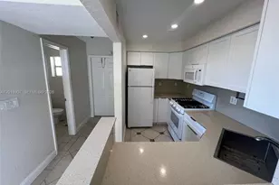8600 SW 67th Ave, Pinecrest, FL 33156 - Photo 2