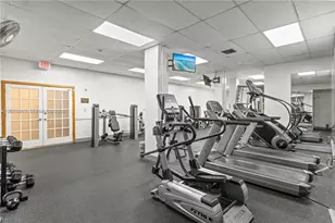 3800 S Ocean Dr, Hollywood, FL 33019 - Photo 32