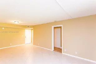 5721 Riverside Dr, Coral Springs, FL 33067 - Photo 8