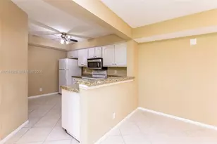 5721 Riverside Dr, Coral Springs, FL 33067 - Photo 16