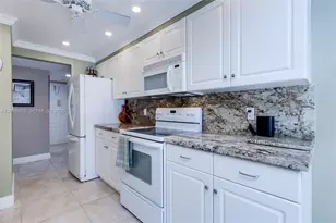 1410 Sheridan St, Hollywood, FL 33020 - Photo 6