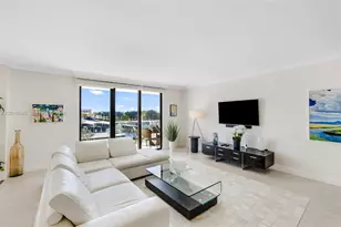 9801 Collins Ave, Bal Harbour, FL 33154 - Photo 10