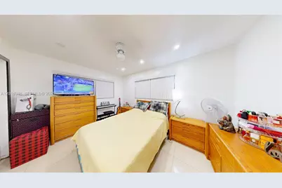 [Address not provided], Lauderdale Lakes, FL 33309 - Photo 20