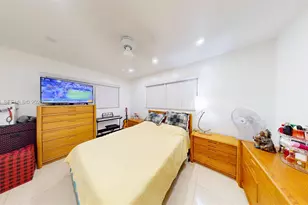 [Address not provided], Lauderdale Lakes, FL 33309 - Photo 20