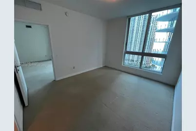 300 S Biscayne Blvd #T-1606, Miami, FL 33131 - Photo 8