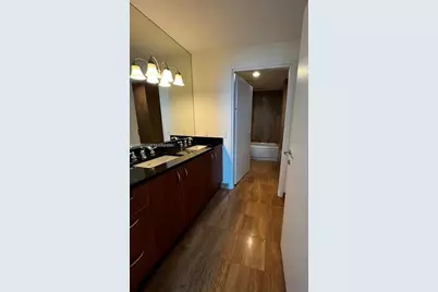 300 S Biscayne Blvd #T-1606, Miami, FL 33131 - Photo 16