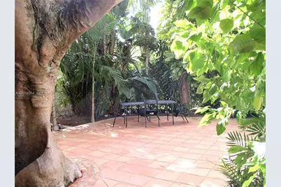 404 Viscaya Ave #404, Coral Gables, FL 33134 - Photo 12