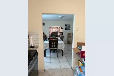 5328 SW 18th St, Hollywood, FL 33023 - Photo 4