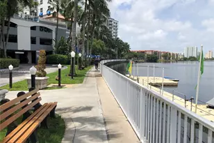 5085 NW 7th St, Miami, FL 33126 - Photo 4