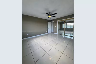 65 NE 202nd Ter #Q33, Miami Gardens, FL 33179 - Photo 10