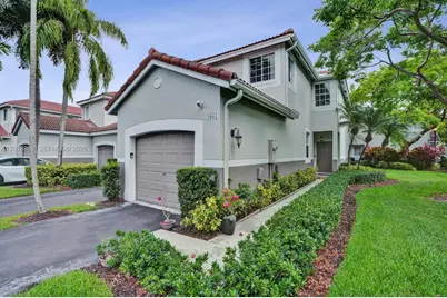 3901 San Simeon Ln, Weston, FL 33331 - Photo 1
