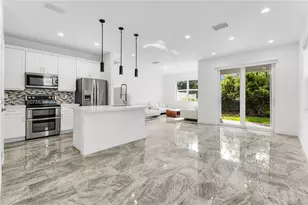 582 Parsons Wy, Deerfield Beach, FL 33442 - Photo 2