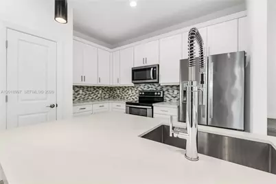 582 Parsons Way #., Deerfield Beach, FL 33442 - Photo 6
