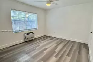 7445 Harding Ave, Miami Beach, FL 33141 - Photo 6