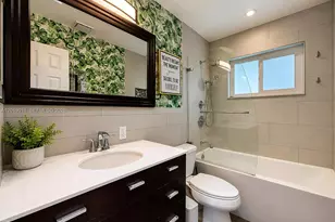 351 NE 117th St, Miami, FL 33161 - Photo 16