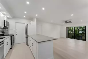 7947 SW 104th St, Miami, FL 33156 - Photo 2