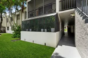 7947 SW 104th St, Miami, FL 33156 - Photo 1