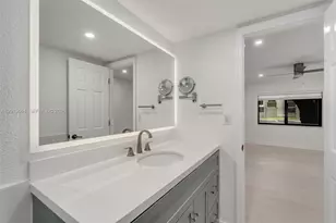 7947 SW 104th St, Miami, FL 33156 - Photo 12