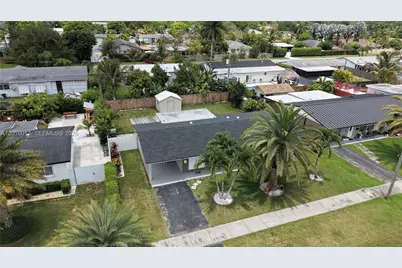 731 NW 17th St, Homestead, FL 33030 - Photo 22