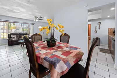 731 NW 17th St, Homestead, FL 33030 - Photo 4
