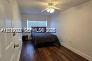 5712 Hollywood Blvd, Hollywood, FL 33021 - Photo 4