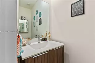 6680 NW 102nd Path, Doral, FL 33178 - Photo 24