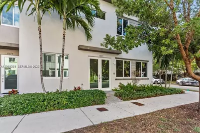 6680 NW 102nd Path, Doral, FL 33178 - Photo 36