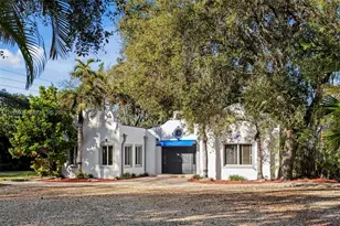 7975 Sunset Dr, Miami, FL 33143 - Photo 2